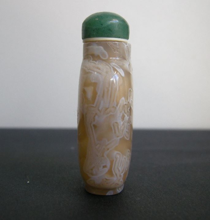 Snuff bottle in agate known as &quot;macaroni&quot; | MasterArt